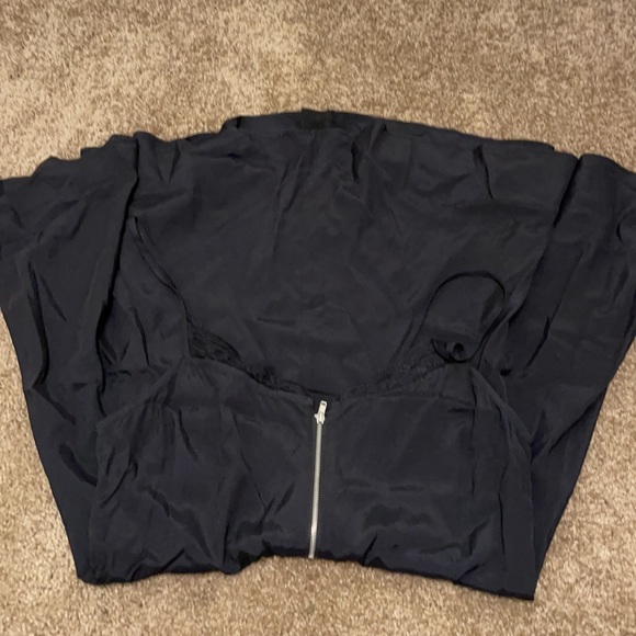 Sexy Black Dress - Picture 4 of 8